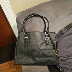 Michael Kors Black Signature Tote Bag